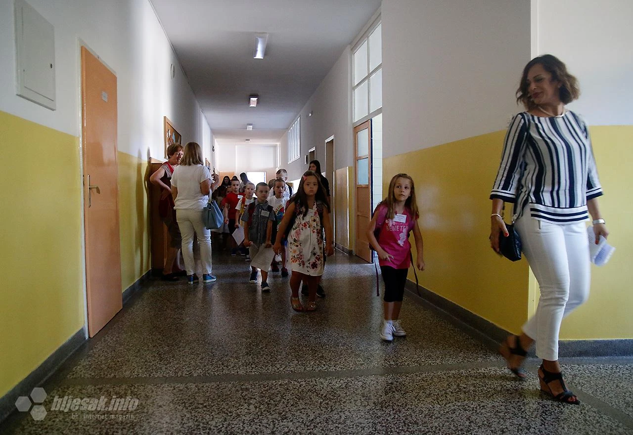 U Mostaru prometno preventivna akcija "Počela je školska godina"
