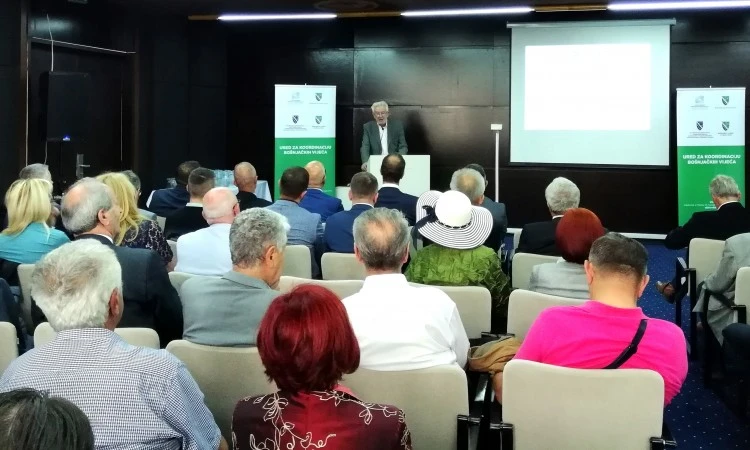 Bošnjaci traže svoju zastavu i grb