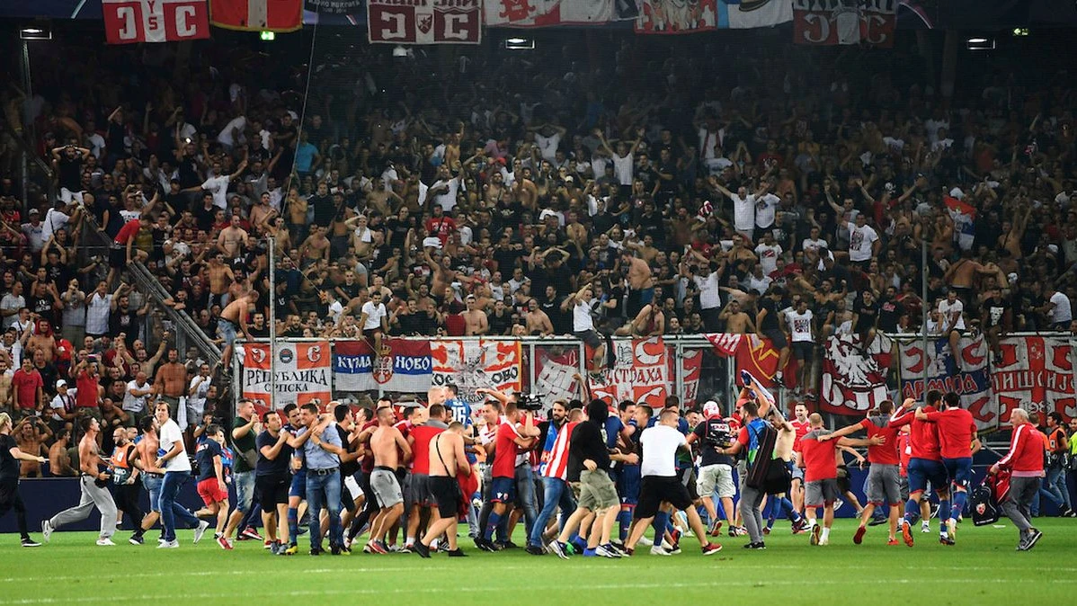 Zvezda bez svojih navijača u Parizu i Liverpoolu