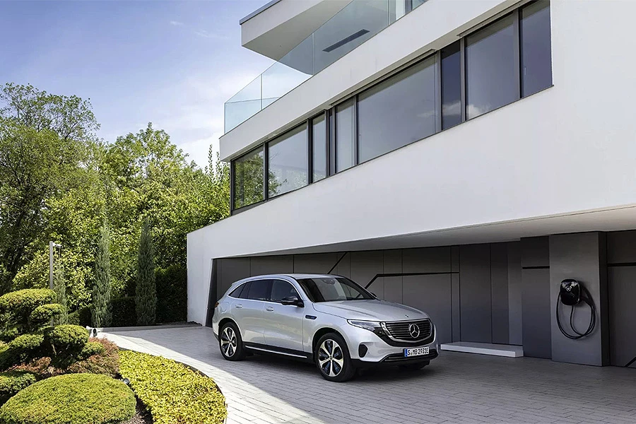 Novo razdoblje Mercedesa: Službeno predstavljen električni SUV EQC