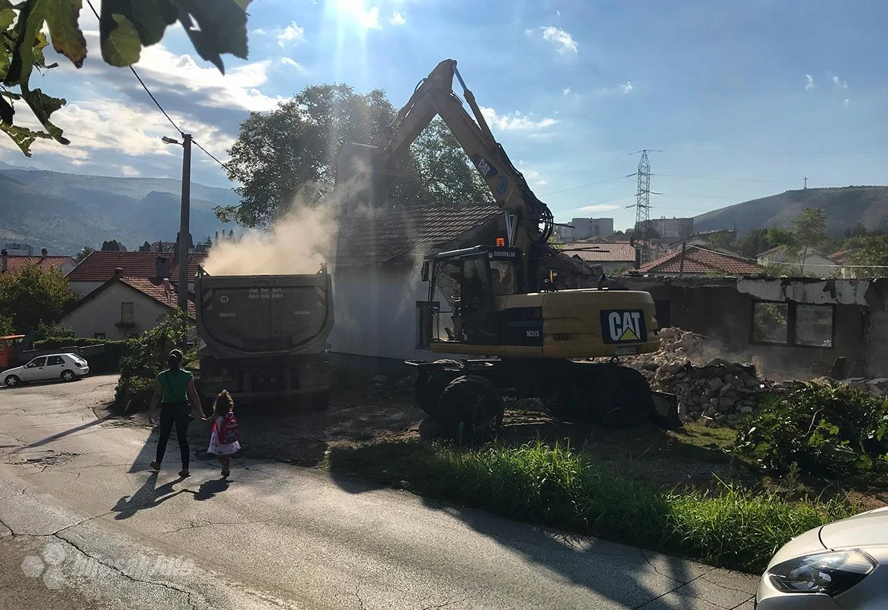 Uklanjanjem objekta uskoro i radovi na završetku Ulice Blajburških žrtava? 