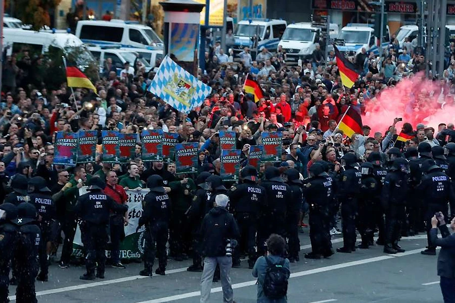 VIDEO | Prosvjedi krajnje desnice i ljevice u njemačkom Chemnitzu
