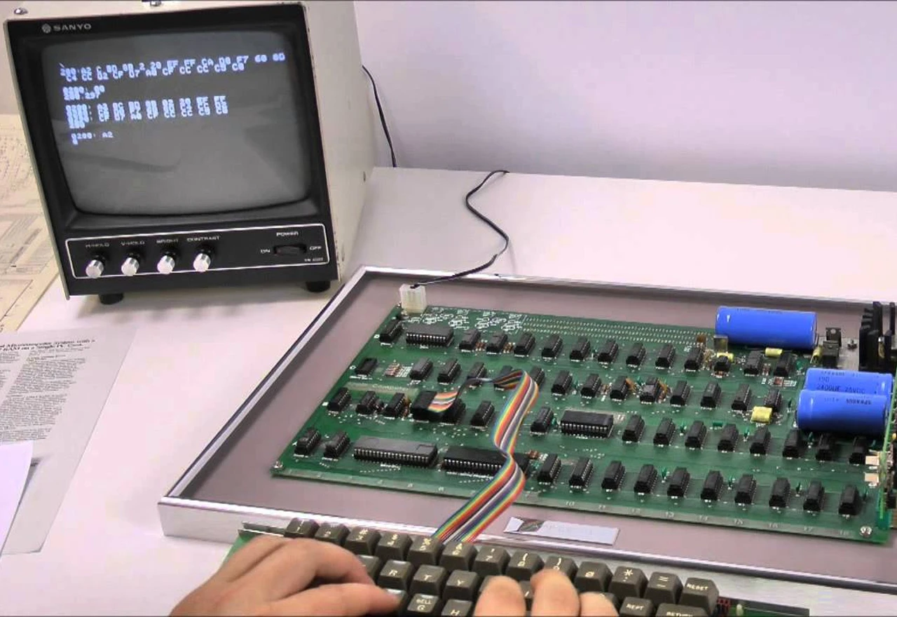 Originalni Apple-1, jedan od 60 preostalih, ponuđen na dražbi