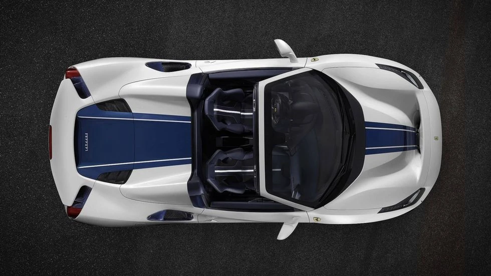 Novi stroj iz Ferrarija: Ferrari 488 Pista