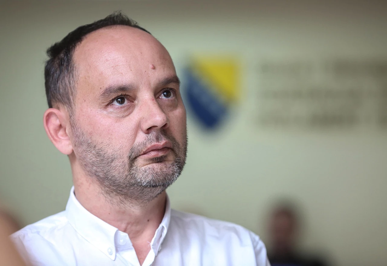 Prazni stanovi parlamentaraca na teret proračuna