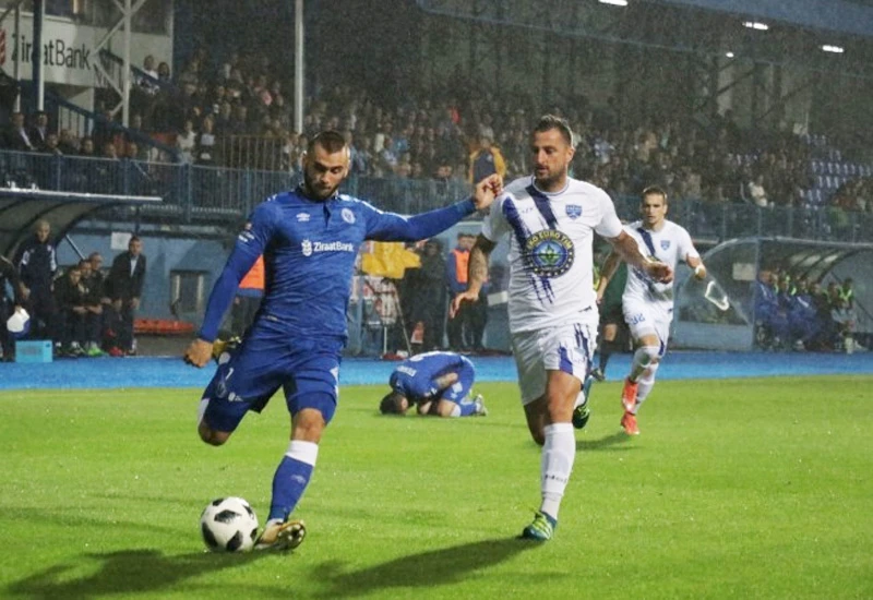 Željezničar i Krupa remizirali na Grbavici