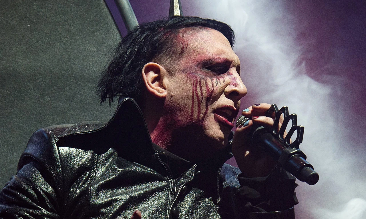 Marilyn Manson kolabirao tijekom nastupa