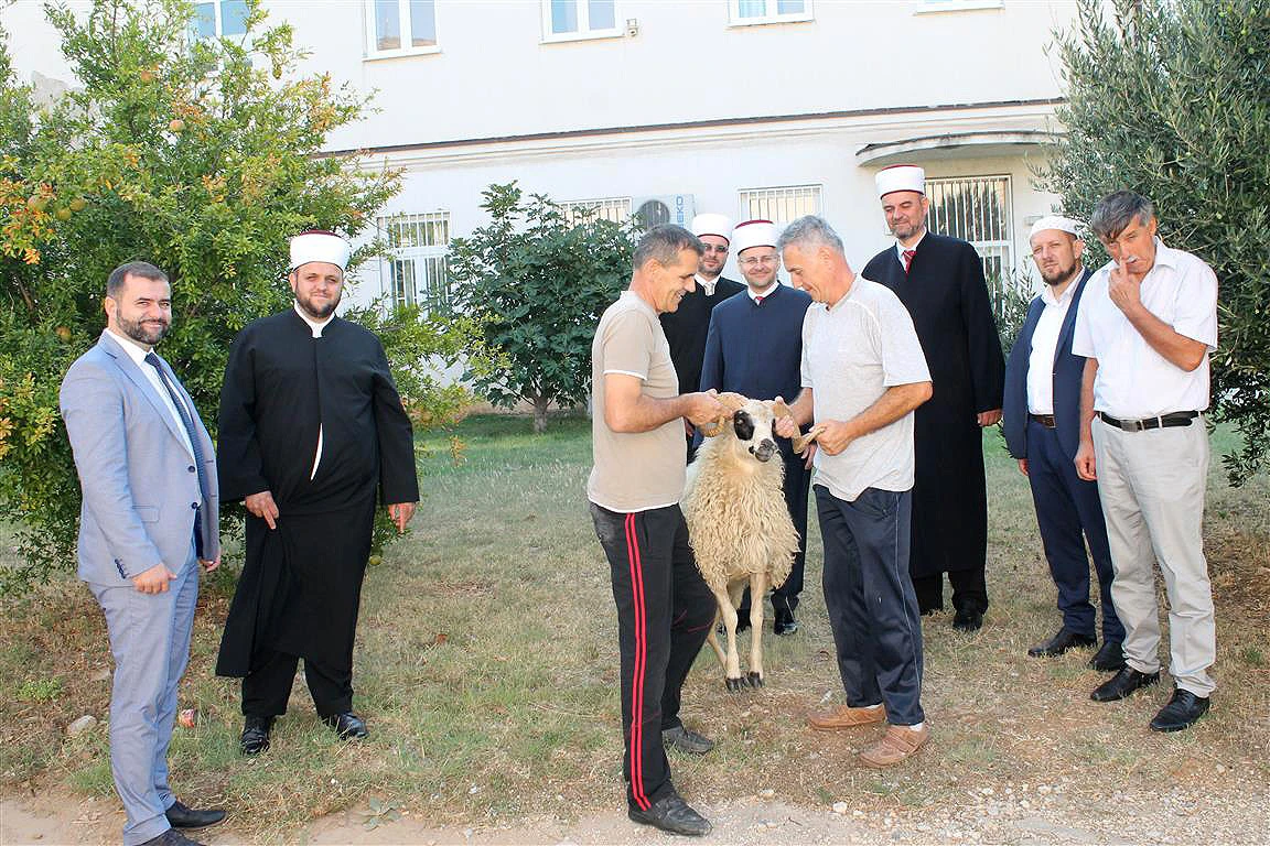 Kurban pred dušu Mehmed bega Karađoza
