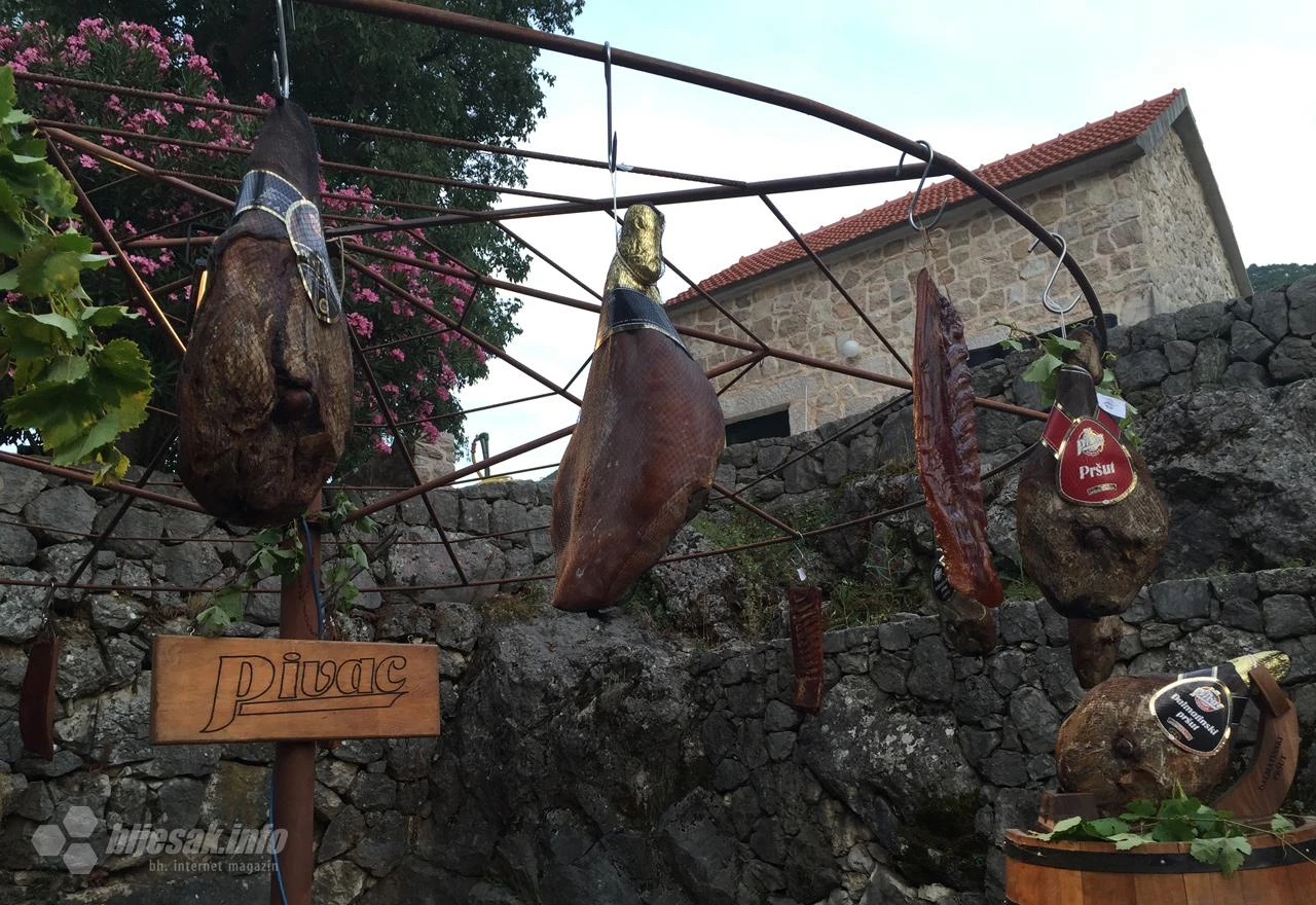 Pršut Braće Pivac šampion 5. Međunarodnog festivala pršuta