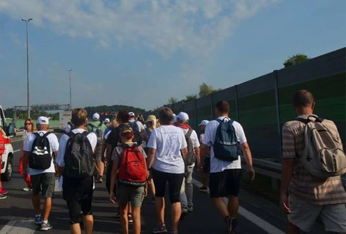 Povodom blagdana Velike Gospe brojni hodočasnici na cestama u Hercegovini