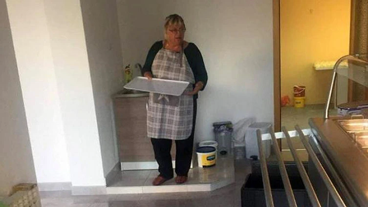 I to je BiH: Dobila posao nakon 22 godine na birou! 