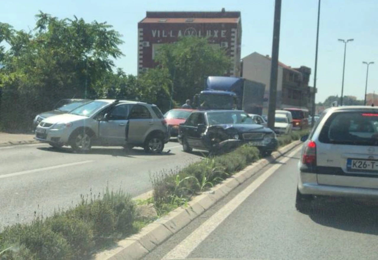 Prometna nesreća na Bulevaru