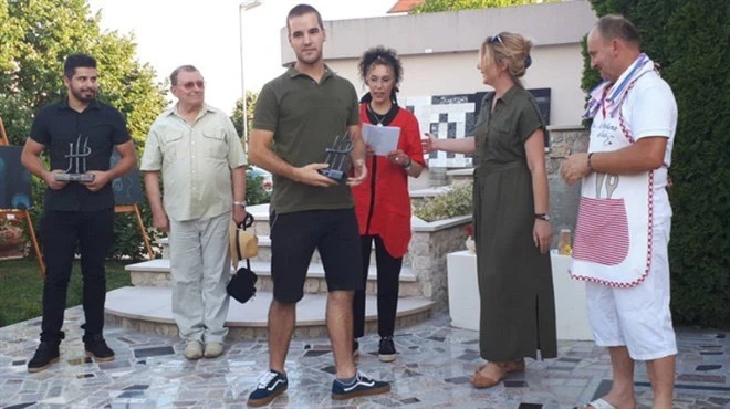Mladi umjetnici iz Stoca i Gruda osvojili nagradu ''Privatno i javno''