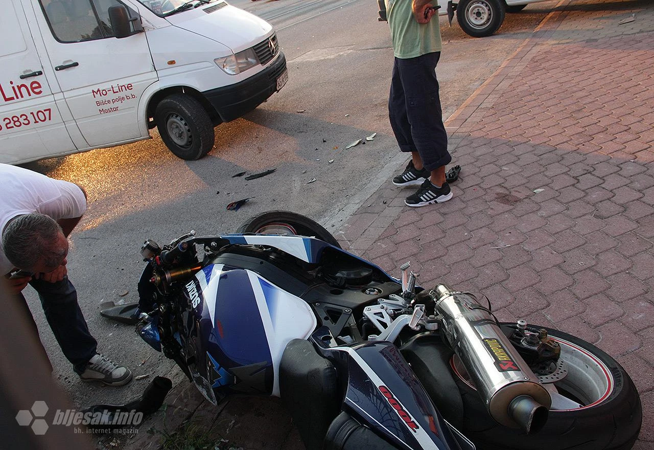 Mostar: Liječnici se bore za život ozlijeđenog motocikliste