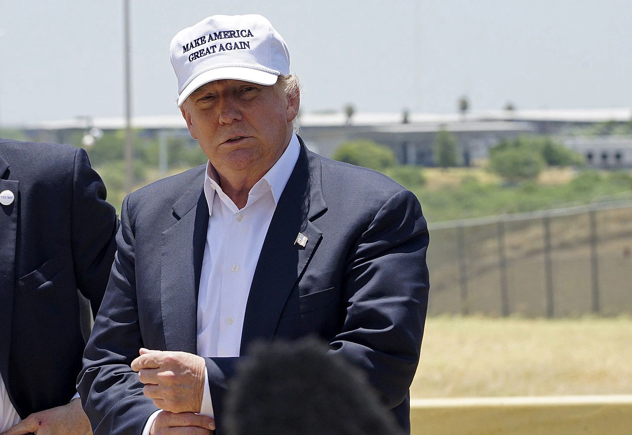 Trumpove tajne pošiljke iz Kine stoje na carini