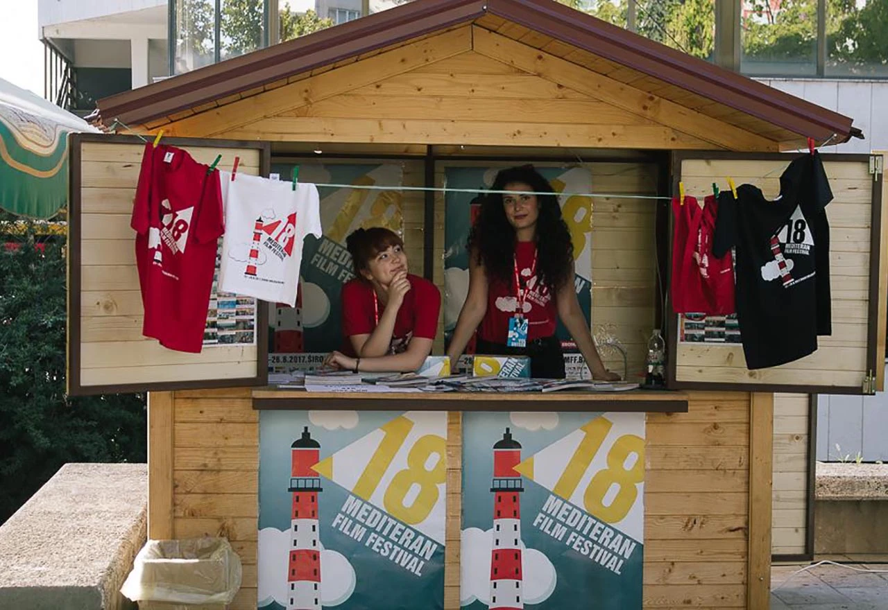 Prijavi se i postani volonter na Mediteran Film Festivalu