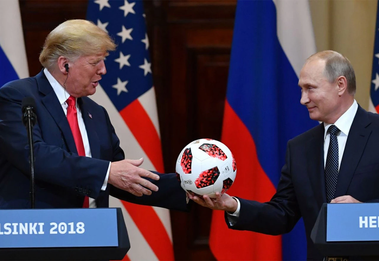 Putin Trumpu poklonio loptu kojom je odigrana finalna utakmica
