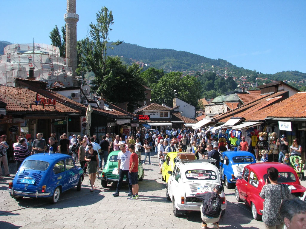 Stotinu vozila i vozača na Fićo festu u Sarajevu