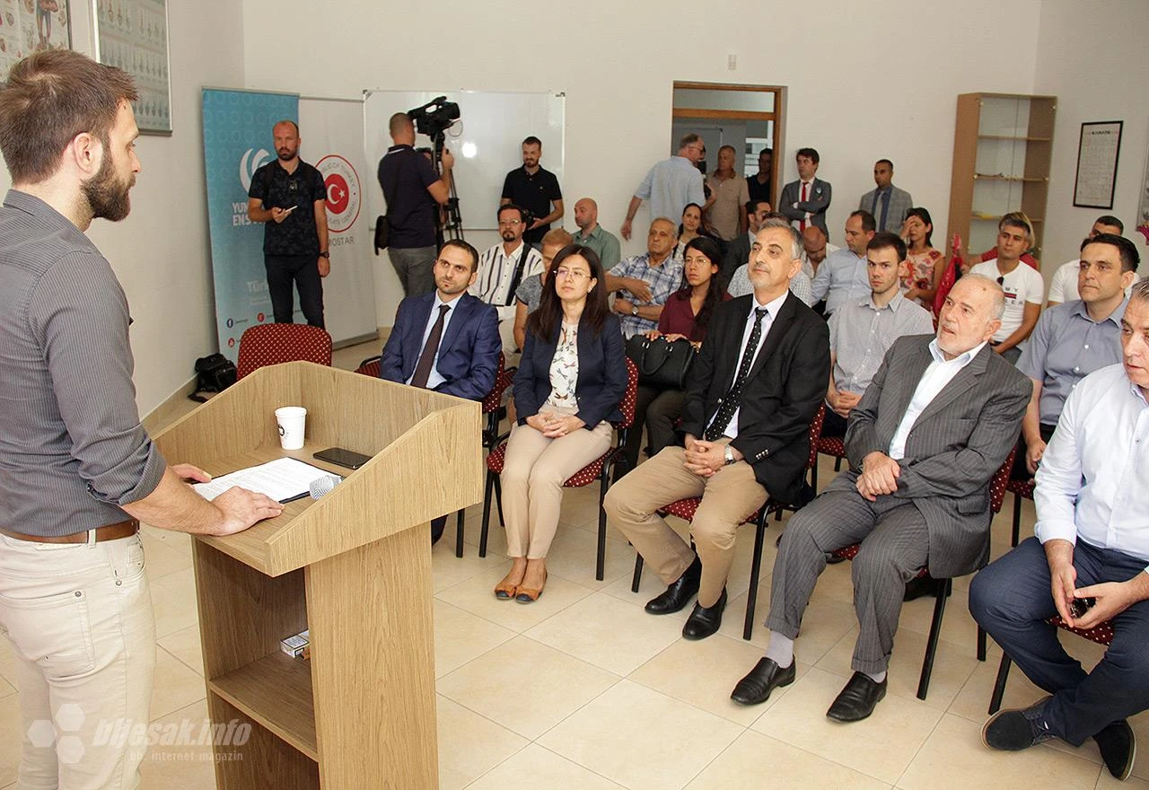Mostar: Posađena stabla za žrtve državnog udara u Turskoj