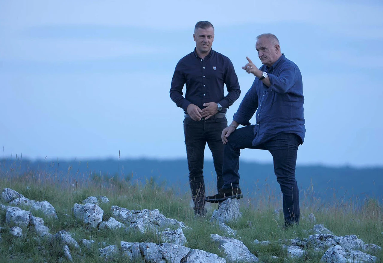 Je li ovo nova himna dijaspore? Josip Ivančić i Mate Bulić objavili novu pjesmu