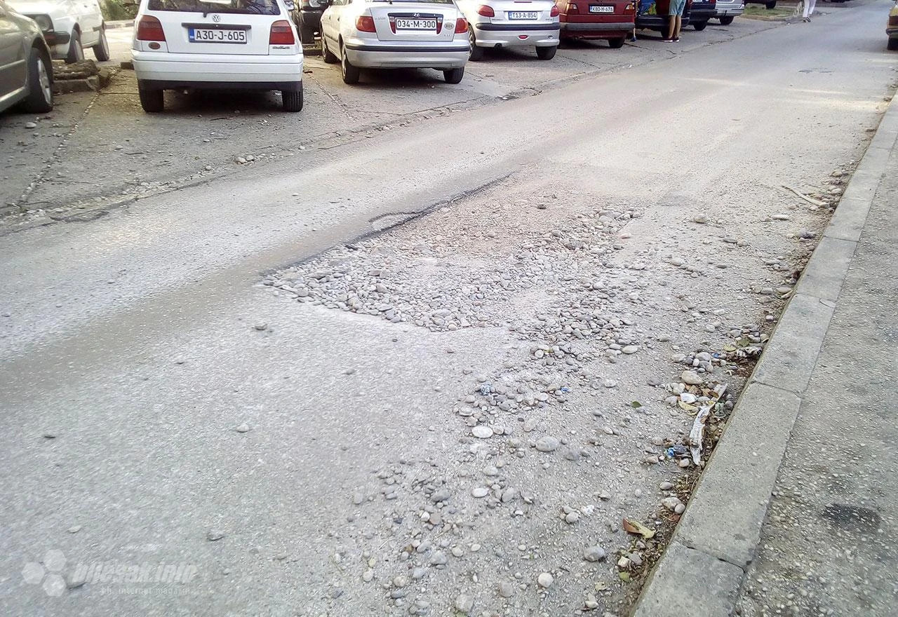 Mostar: Nevidljiva rupa čeka red