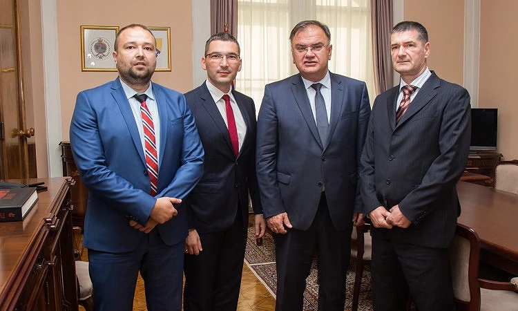 Srpski kulturni prostor pred Ivanićem