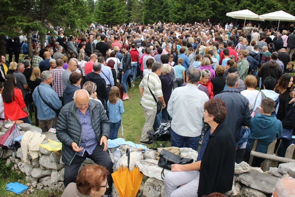 Tisuće vjernika proslavilo ''Divin dan''