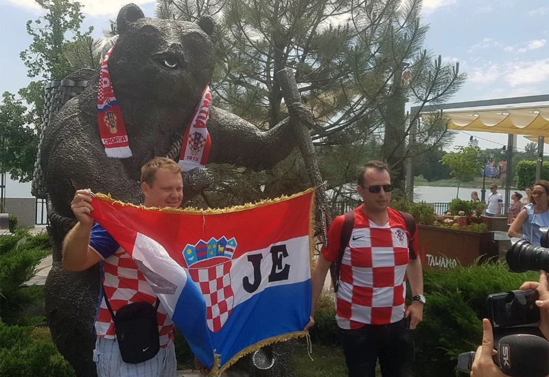 Podrška Vatrenima: U Rostovu odzvanja ''Moja Hercegovina''