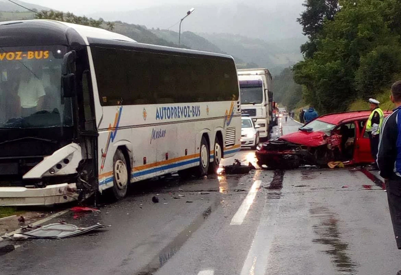 Teško ozlijeđen u sudaru s mostarskim autobusom 