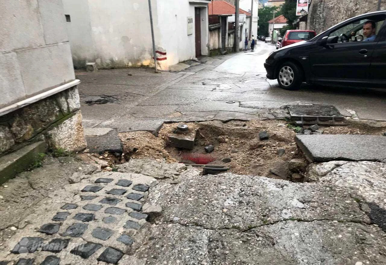 Treća sreća za mostarsku rupu