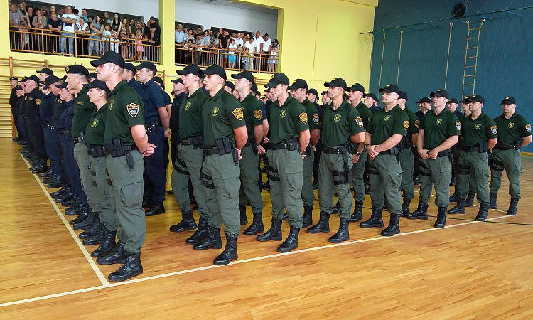 Službeno je: MUP HNŽ-a dobio 75 policajaca 
