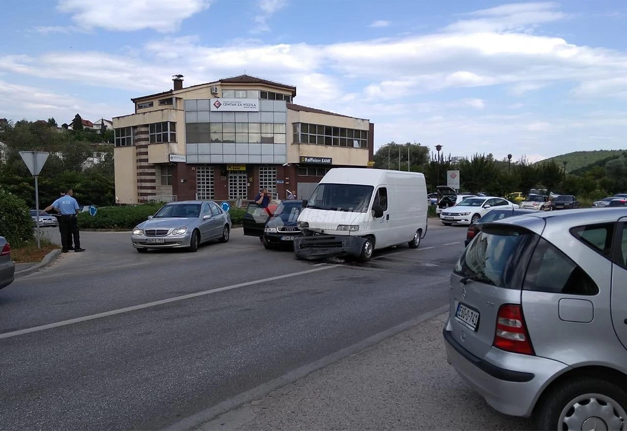Široki Brijeg: Sudar pred policijskom upravom