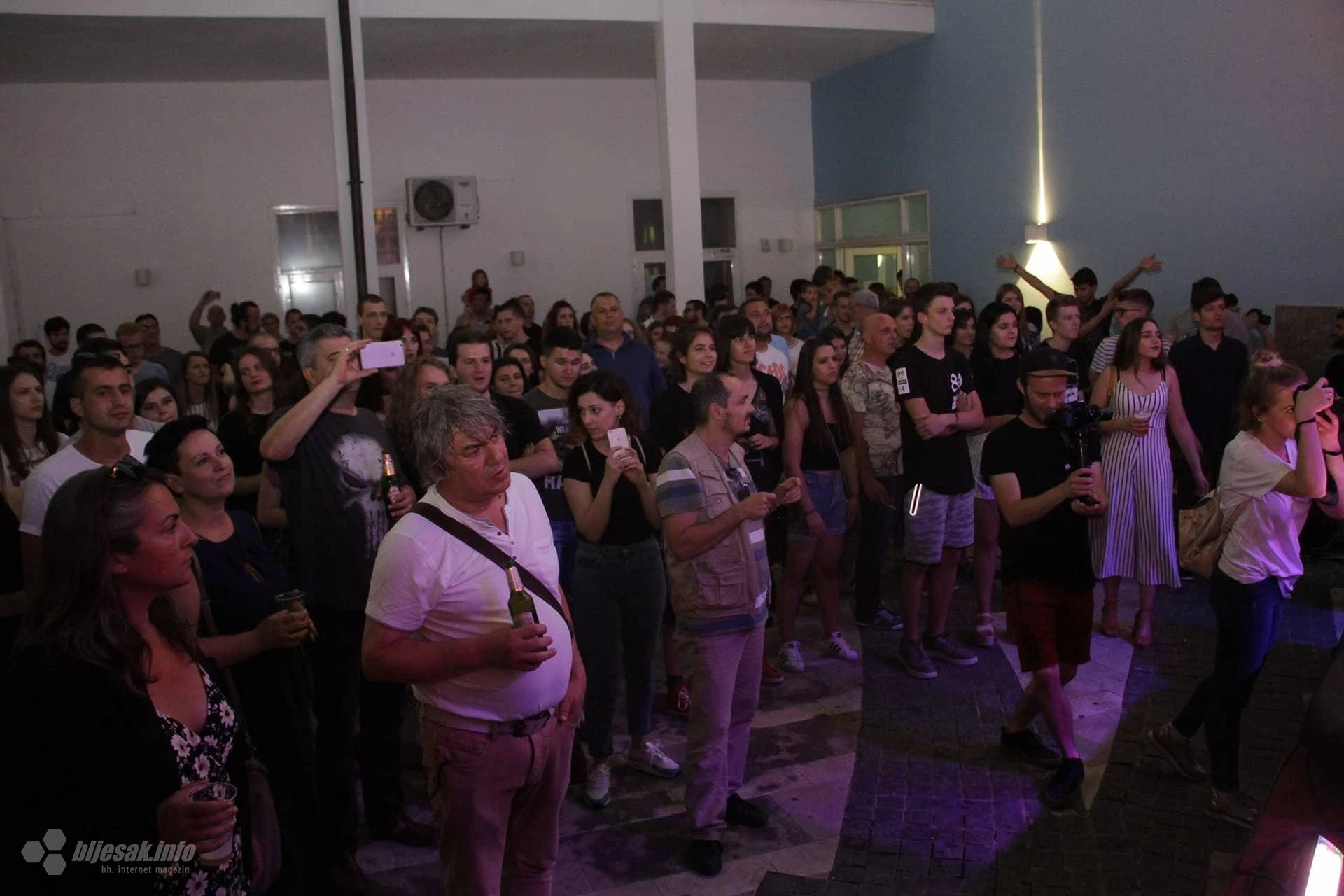 Mostar: Mladi glazbenici oživjeli 2000-te