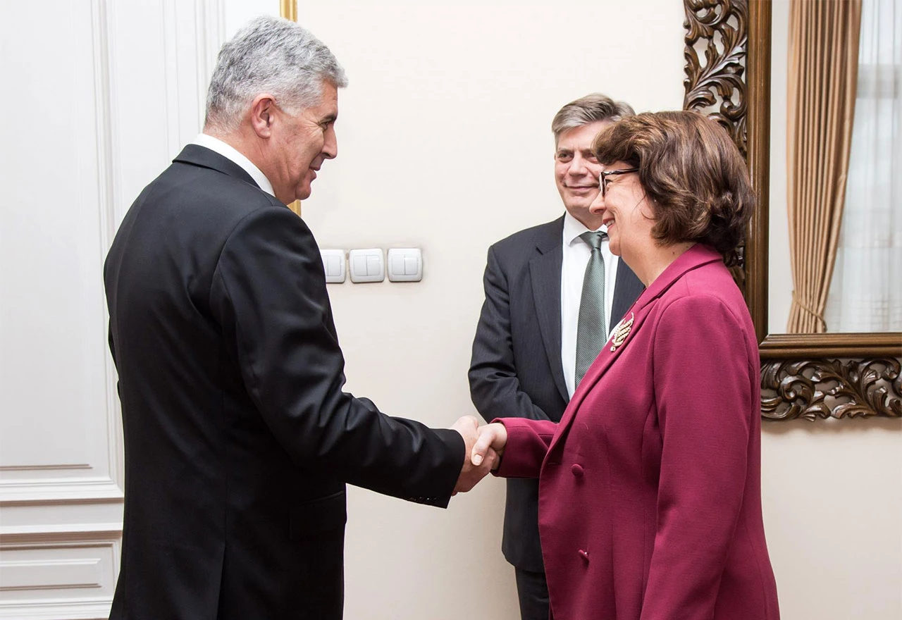 Čović optimističan nakon sastanka s Cormack i Wigemarkom