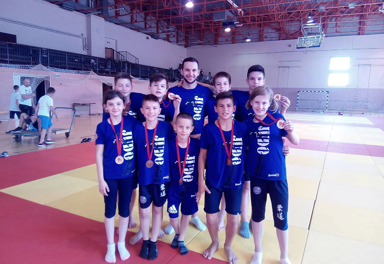 Mostarskim judašima devet medalja iz Kotora