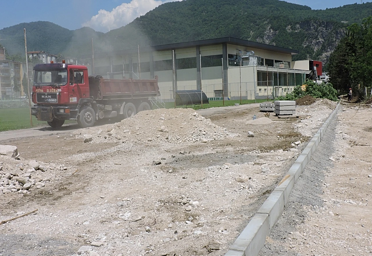 Jablanica: Gradi se pristupni put prema sportskoj dvorani