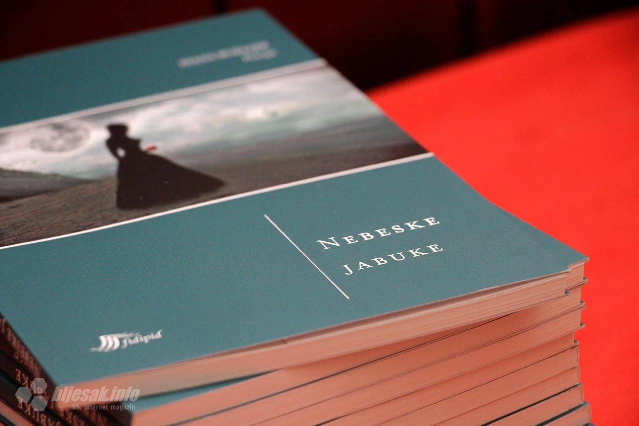 Mostar: ''Nebeske jabuke'' privukle ljubitelje poezije