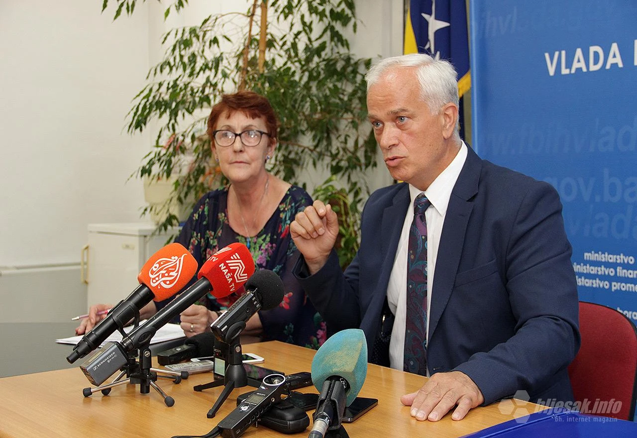 Vlada FBiH izdvojila 208 milijuna KM državne pomoći