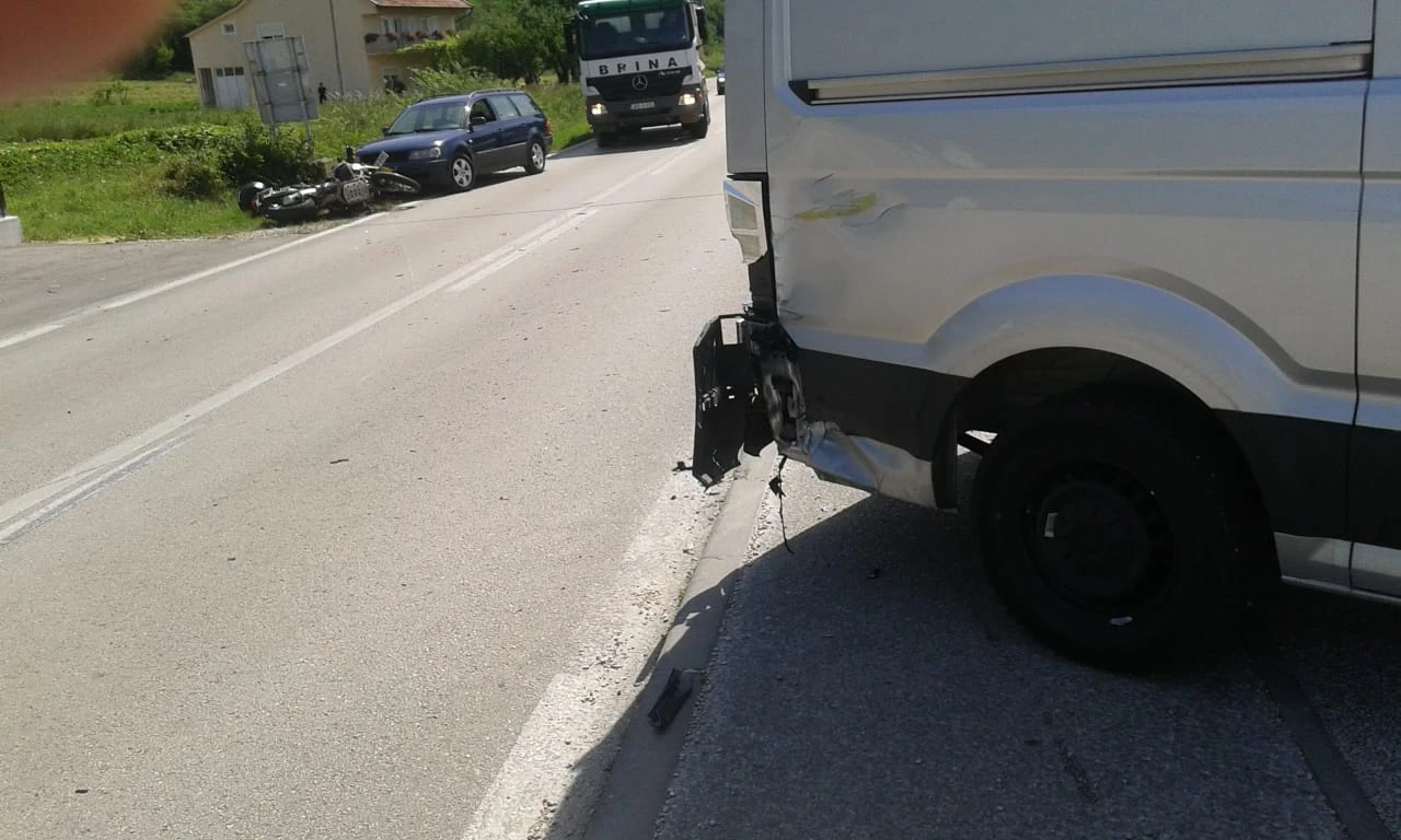 Teška prometna u Grudama, ozlijeđen motociklist