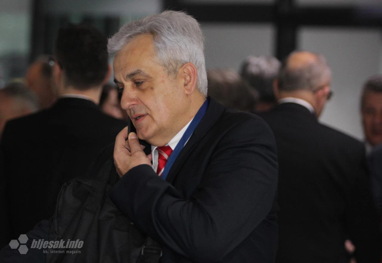 Bešlić izabran dok još nisu postojali Instagram, WhatsApp, Viber...