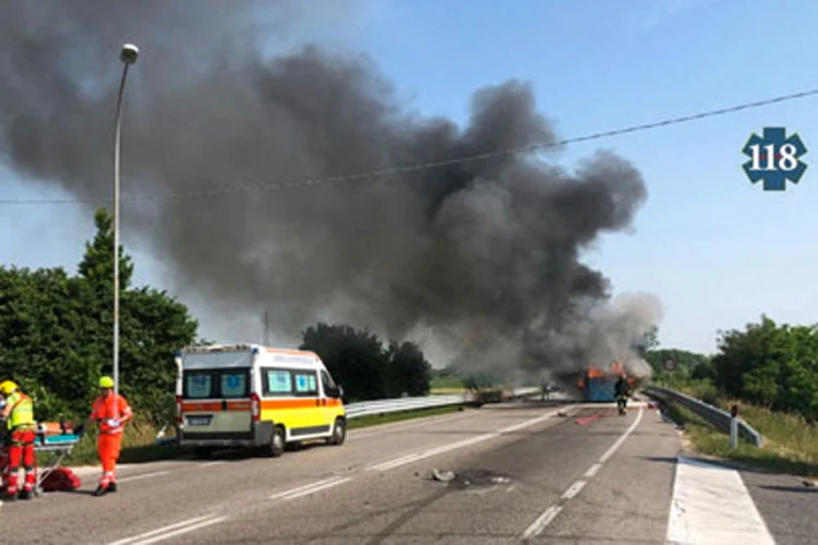 Izgorio autobus koji je odvezao bh. učenike na ekskurziju