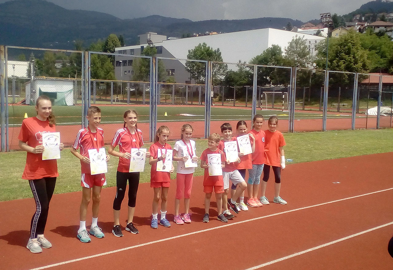 Atletičari Zrinjskog na Dječijoj višeboj ligi osvojili 11 odličja