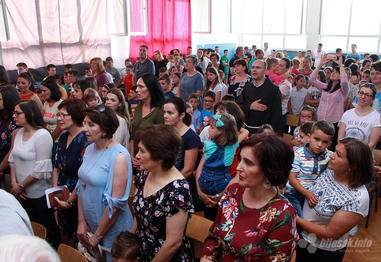 Osnovna škola Kočerin proslavila pola stoljeća djelovanja