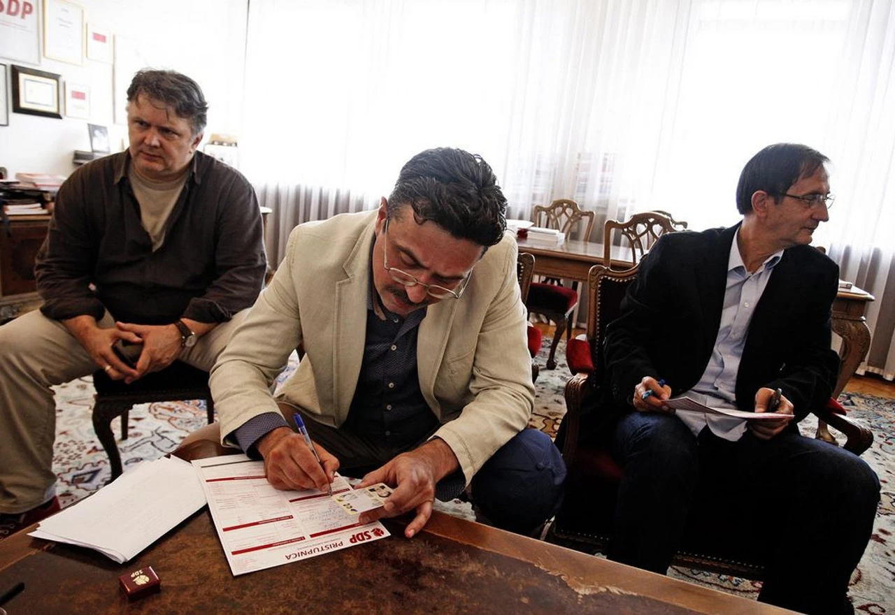 Komedija i SDP: Galamio da su ga pokrali, a onda im se priključio