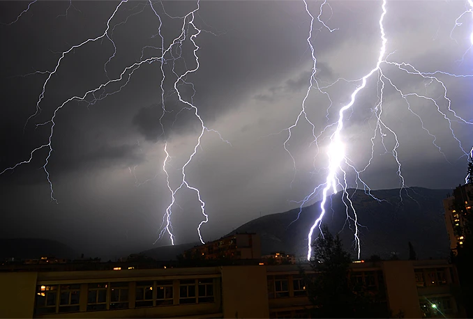 Narančasti meteoalarm zbog obilnih padalina i grmljavine