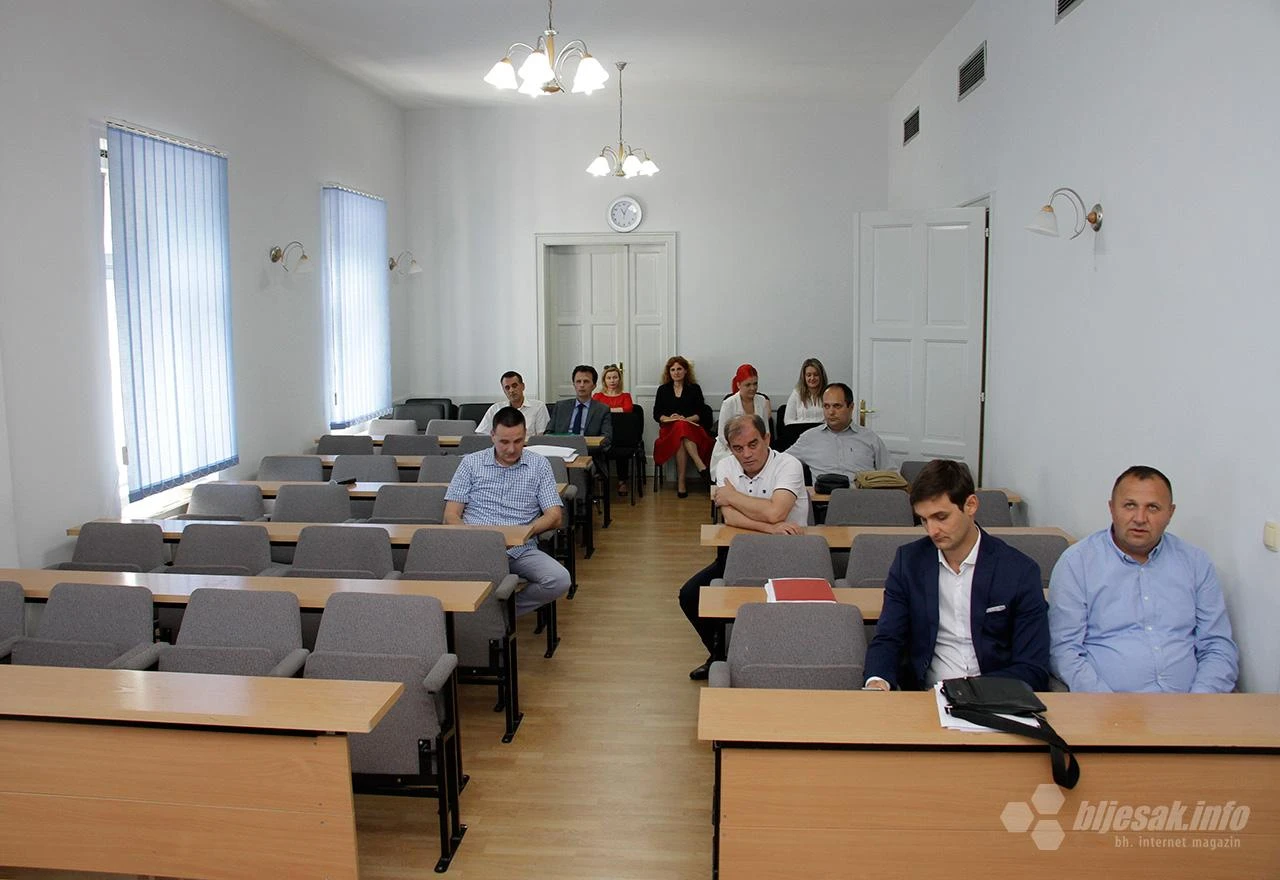 Zbog migranata odgođena sjednica Skuštine HNŽ-a: Hrvati nisu došli
