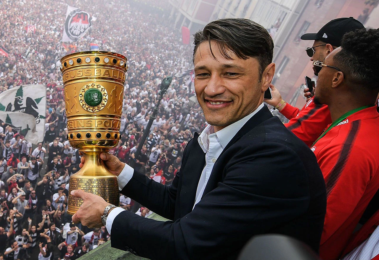 Spektakularan doček za Niku Kovača i igrače Eintrachta