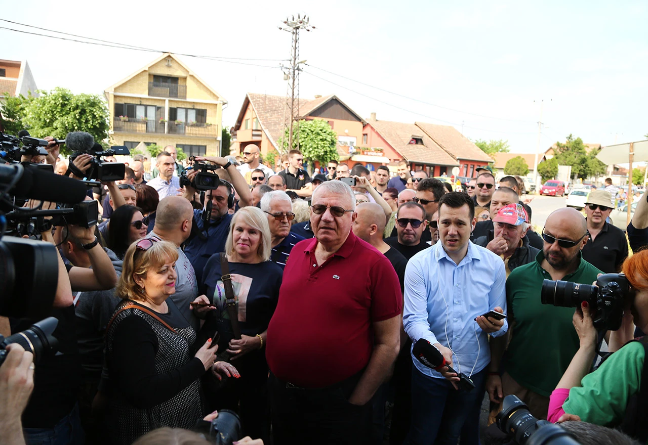 Vojislav Šešelj u Hrtkovcima kupio kuću