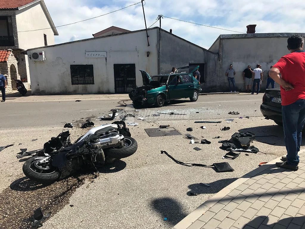 Mostar: Smrtno stradao motorist