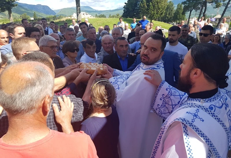 Pravoslavci, katolici i muslimani zajedno na slavi crkve u Bijelom Polju